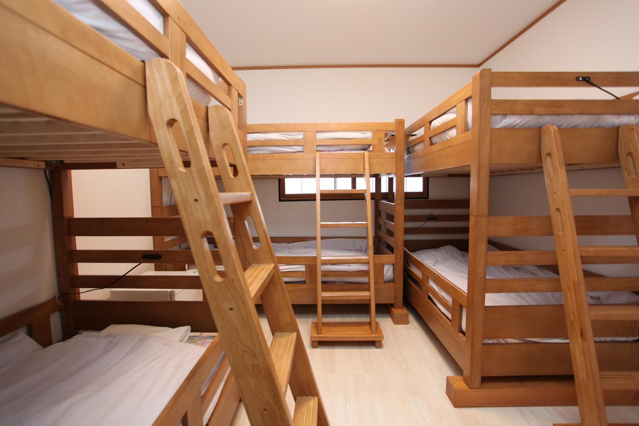 Fujiyama Base Bed & Breakfast Fujiyoshida Ngoại thất bức ảnh